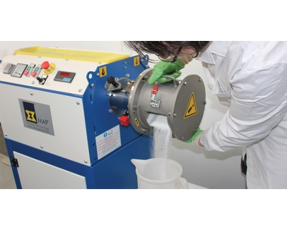 Выгрузка смеси из смесителя MLH Выгрузка смеси из смесителя MLH